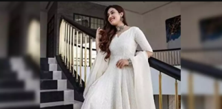 Types of Chikan Kurti Design: Chikankari kurties Chikan Kurti